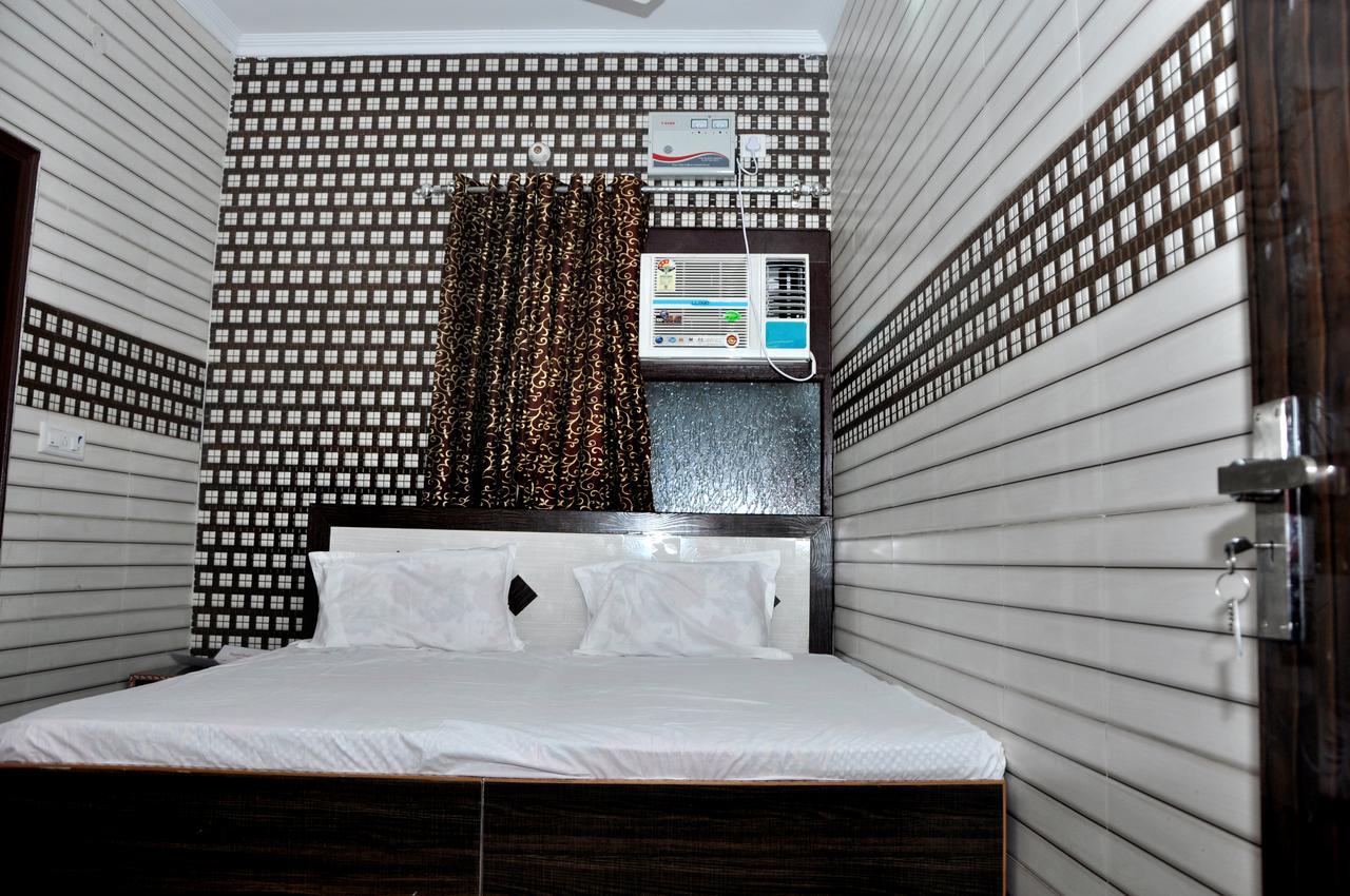 Hotel Punjabi Niwas Amritsar Exteriér fotografie