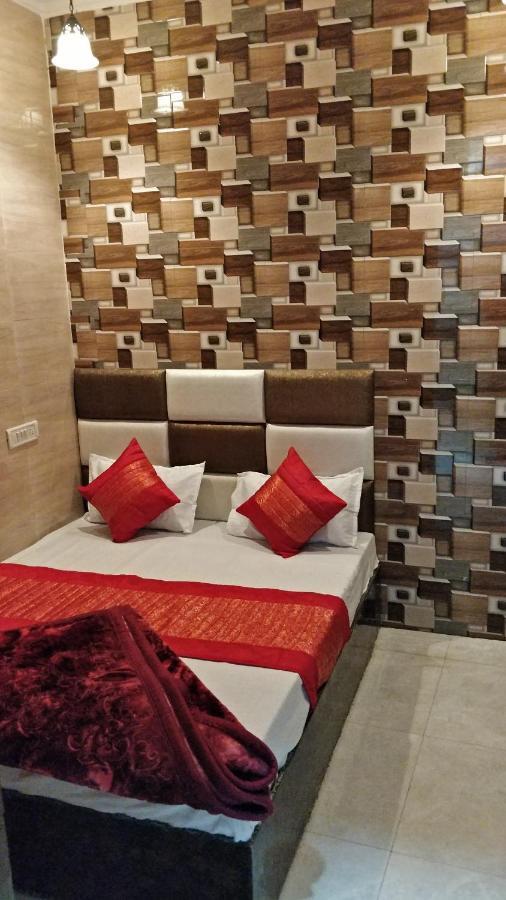 Hotel Punjabi Niwas Amritsar Exteriér fotografie
